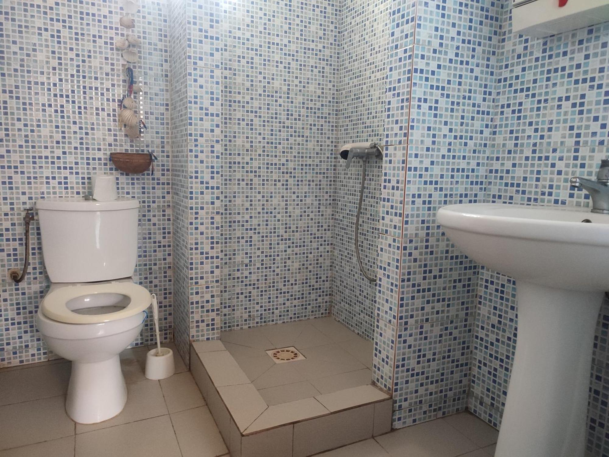 Akine Ti Kasso Piscine Hotel Diembéreng Cameră foto