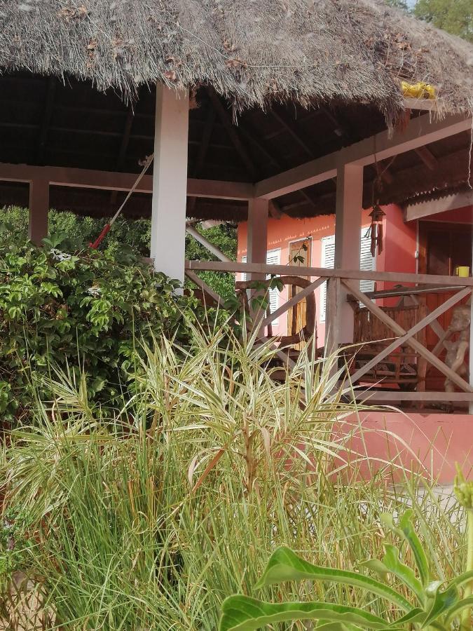 Akine Ti Kasso Piscine Hotel Diembéreng Exterior foto